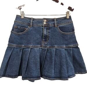 Wild Fable Pleated Denim Mini Skirt Size 10